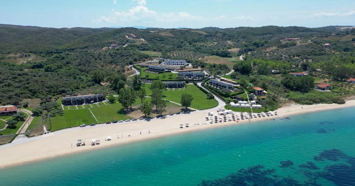Azure Residence Koumitsa host portfolio